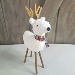 2023 TARGET Reindeer Wondershop Faux Shearling Christmas Holiday Decor Gift